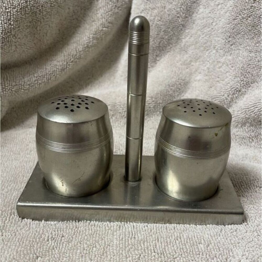 Vintage Royal Holland Pewter Daalderop Vintage Salt‎ And Pepper Shaker Set KMD